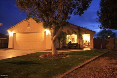 8207WYukonFrontofHouse