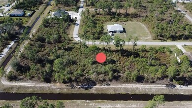 817 Pinecastle Dr, Lehigh Acres, FL 33974 - photo 4
