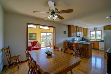 N9415 County Road D unit 8, Belleville, WI 53508 - photo 6