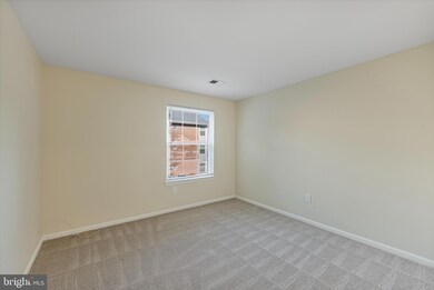 206 Spring Maiden Ct unit 204, Glen Burnie, MD 21060 - photo 3
