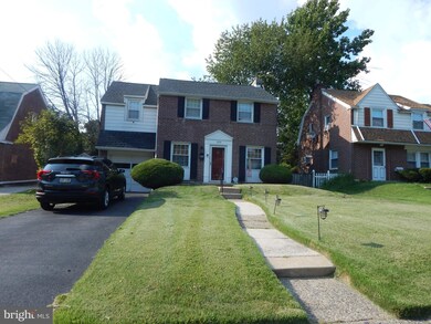 409 E Magnolia Ave, Aldan, PA 19018 - photo 2