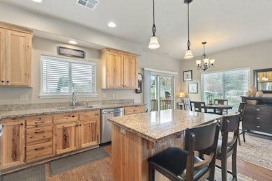 356 SW Bayou Place, Grants Pass, OR 97526 - photo 6