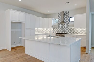 830 Wakefield Dr unit B, Houston, TX 77018 - photo 3