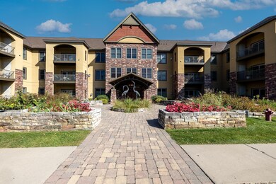 1940 Fulham St unit 304, Saint Paul, MN 55113 - photo 2