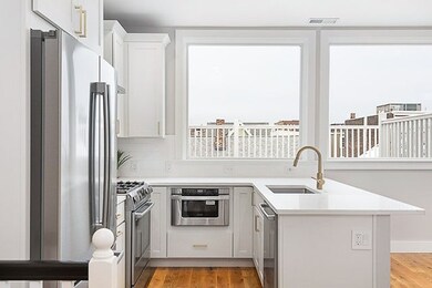 182 W 7th St, Boston, MA 02127 - photo 7