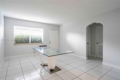 7829 Carlyle Ave unit 2, Miami Beach, FL 33141 - photo 3