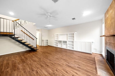 2100 Commonwealth St unit G, Houston, TX 77006 - photo 3