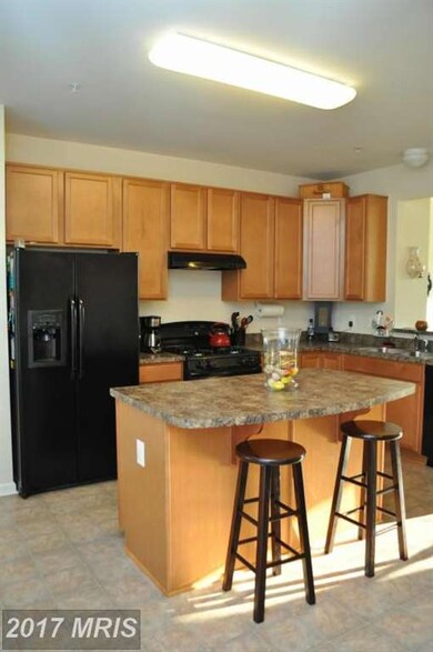 11833 Saint Linus Dr, Waldorf, MD 20602 - photo 3