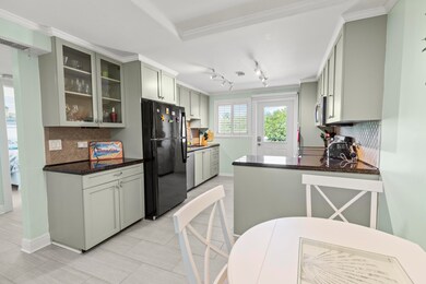 1215_97_Street_kitchen