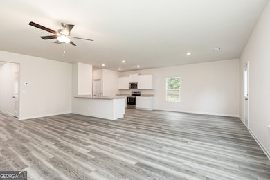 712 Berkeley Dr, Jonesboro, GA 30236 - photo 4