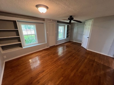 1621 Bayou Dr, Bay City, TX 77414 - photo 7