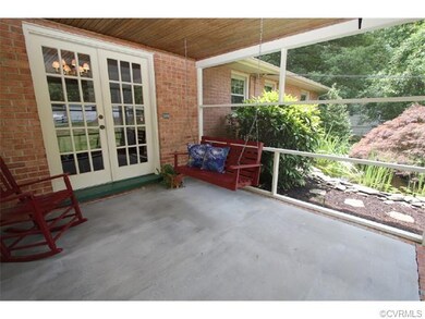 Screened Porch & Water Feature