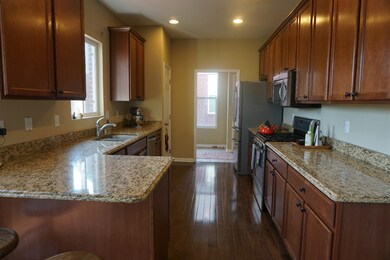 604 Parkside Ct, Chelsea, MI 48118 - photo 5