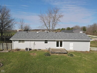 589 S 100 W, Franklin, IN 46131 - photo 3