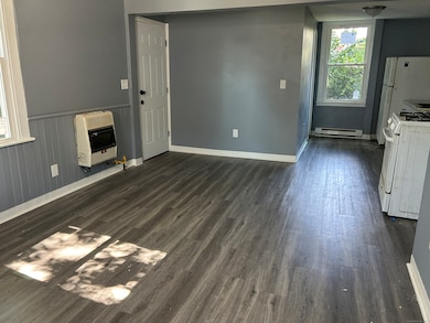 164 Central Ave unit 166, Norwich, CT 06360 - photo 3