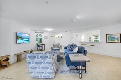 376 3rd St S unit 102, Naples, FL 34102 - photo 4