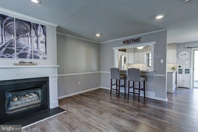 211 Oaktree Ct, Pottstown, PA 19464 - photo 7