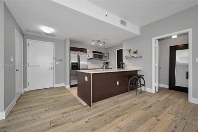 Quantum On the Bay unit 4019, Miami, FL 33132 - photo 5