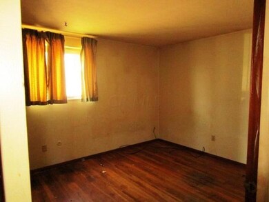 4008 Clime Rd, Columbus, OH 43228 - photo 2