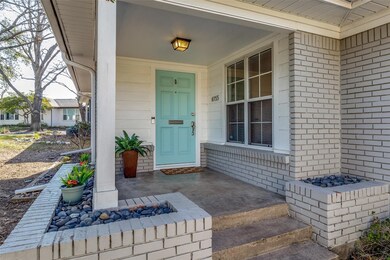 6955 Abbey Ct, Dallas, TX 75214 - photo 2