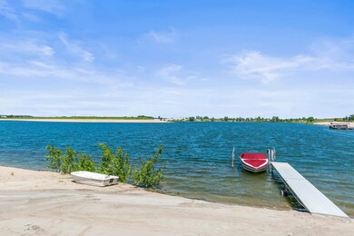 3224 Bryan Shore Dr, Fremont, NE 68025 - photo 7