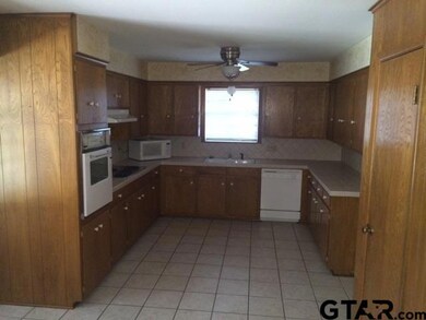 1401 1401 Kensington, Tyler, TX 75703 - photo 2