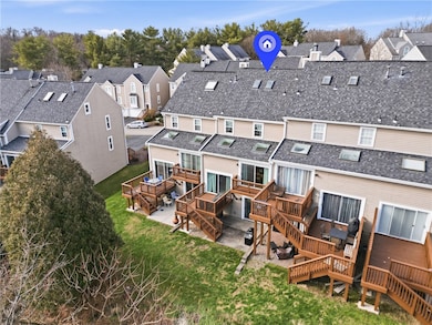 2657 Hunters Point Dr unit 102, Wexford, PA 15090 - photo 2