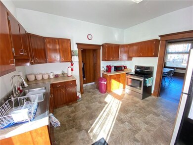 146 W Franklin St, Waynesburg, PA 15370 - photo 6