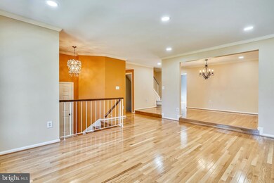 7755 Jewelweed Ct, Springfield, VA 22152 - photo 3