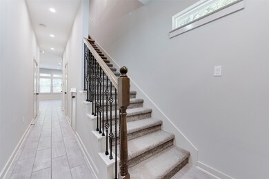 8331 Sunnyhill St, Houston, TX 77088 - photo 4