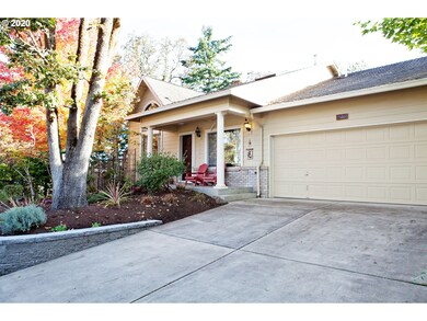 2555 Laurel Hill Dr, Eugene, OR 97403 - photo 2