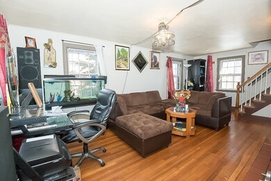 3 Richards St, Worcester, MA 01603 - photo 4