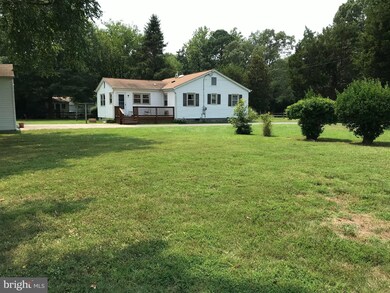 715 Shore Dr, Colonial Beach, VA 22443 - photo 6