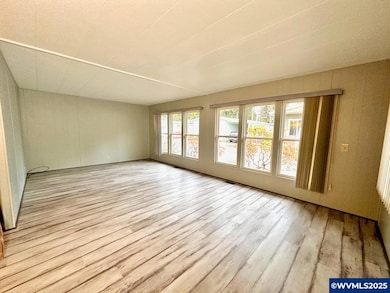 1800 Lakewood Ct, Eugene, OR 97402 - photo 3