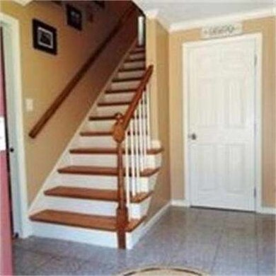 9 Highland St, Stoughton, MA 02072 - photo 4