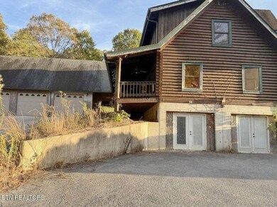 799 Glasshouse Rd, Helenwood, TN 37755 - photo 4