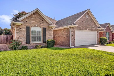 1919 Hollybranch Dr, Tyler, TX 75703 - photo 2
