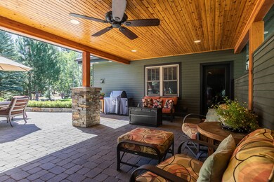 2020_08_11_19630_green_lakes_lp_exterior