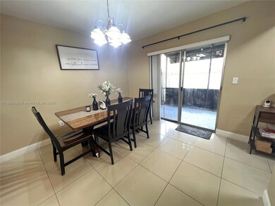 8320 SW 154th Ave unit 32, Miami, FL 33193 - photo 4