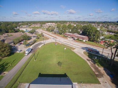 517 Verot