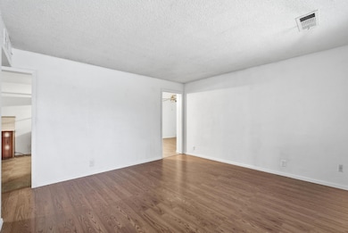 1214 S Spruce St, Tulare, CA 93274 - photo 6