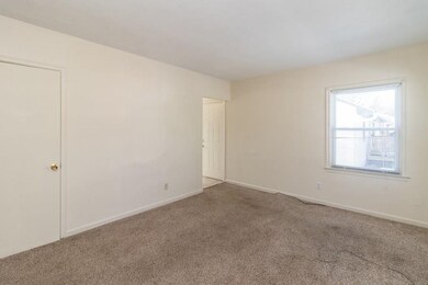 3014 Seneca Ave, Des Moines, IA 50310 - photo 3