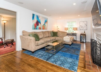 165 Thornton Rd, Needham, MA 02492 - photo 4