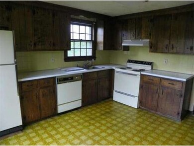 91 Nashua Rd, Pepperell, MA 01463 - photo 4