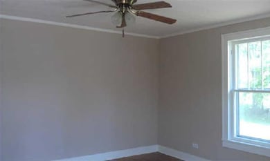 303 Kingwood Ave, Shelbyville, TN 37160 - photo 2