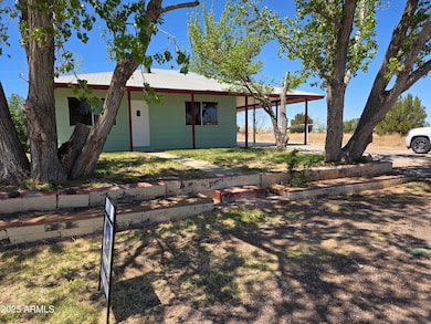 610 S 11th Place W, Saint Johns, AZ 85936 - photo 2