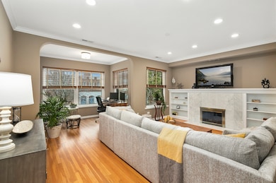 4429 N Beacon St unit 2N, Chicago, IL 60640 - photo 5