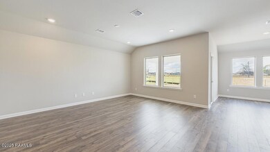 369 Crowne Parc Dr, Opelousas, LA 70570 - photo 4