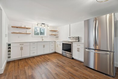 9 Adams Ln Kittery ME 12 - Copy
