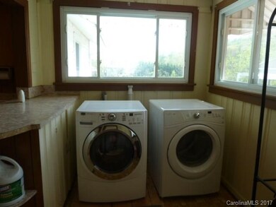 687 Starnes Cove Rd, Asheville, NC 28806 - photo 7